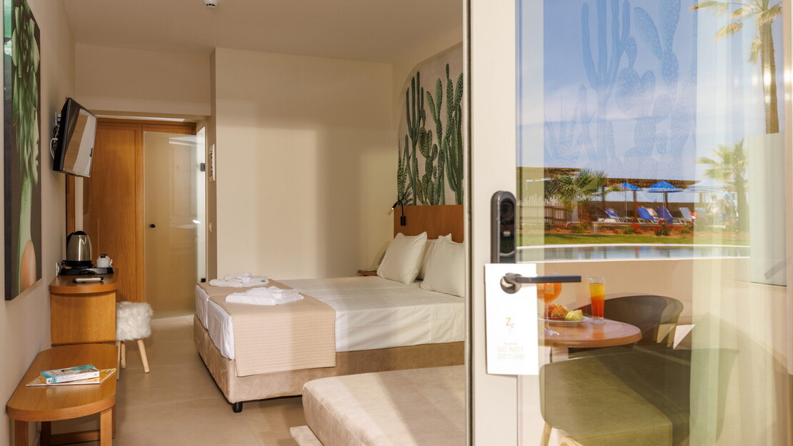 Malia Bay Beach Hotel and Bungalows